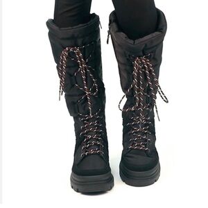 Pajar excellent condition size 38 black